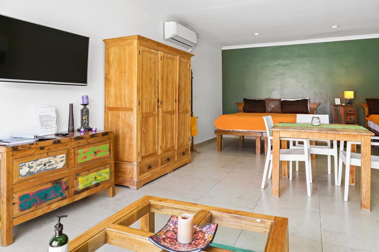 Aruba'S Bakval Suites Extérieur photo