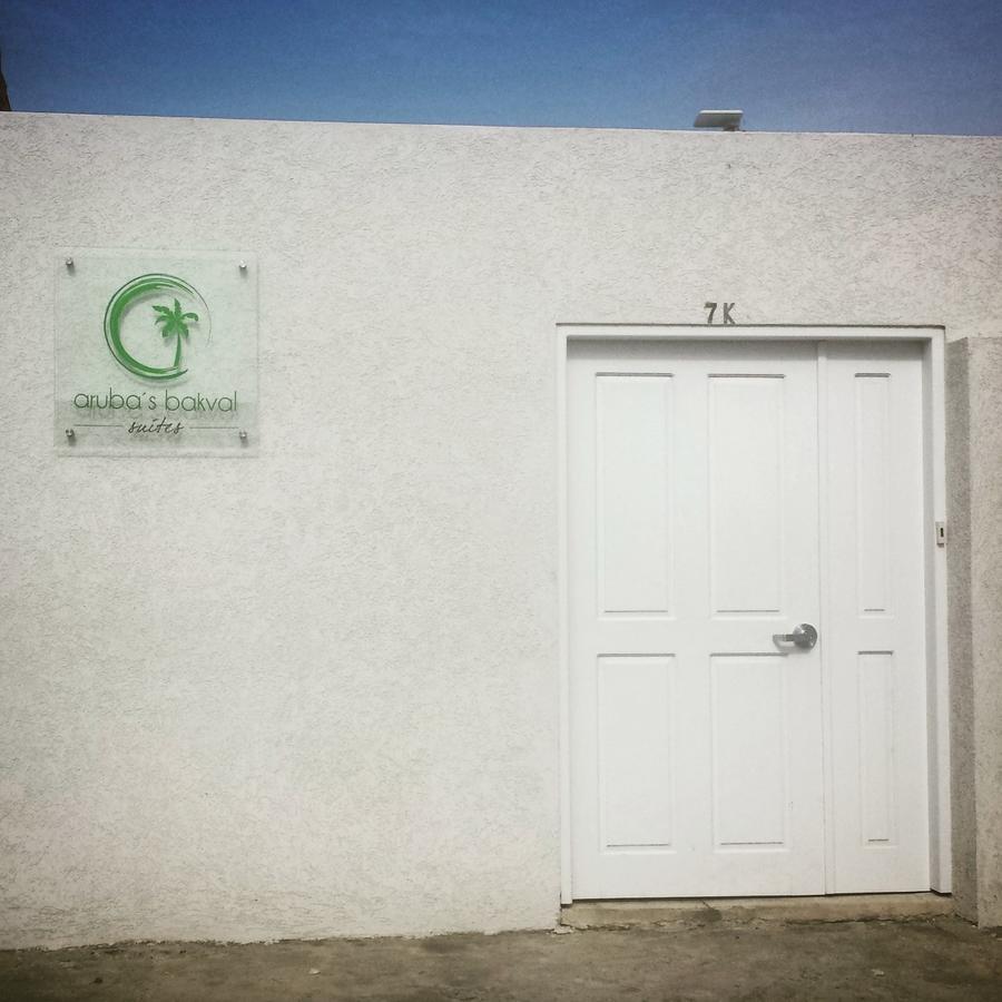 Aruba'S Bakval Suites Extérieur photo